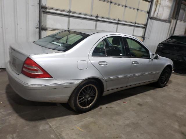 WDBRF64J12F200704 - 2002 MERCEDES-BENZ C 320 SILVER photo 3