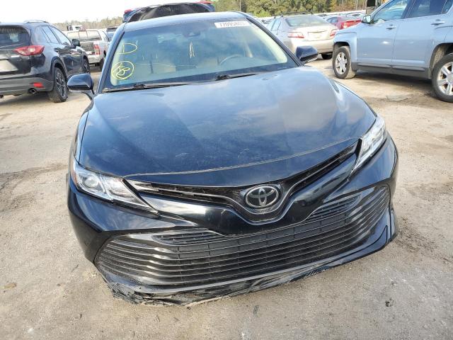 4T1B11HK2JU537900 - 2018 TOYOTA CAMRY L BLACK photo 5