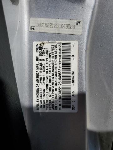 1HGEM22125L049588 - 2005 HONDA CIVIC DX VP SILVER photo 12