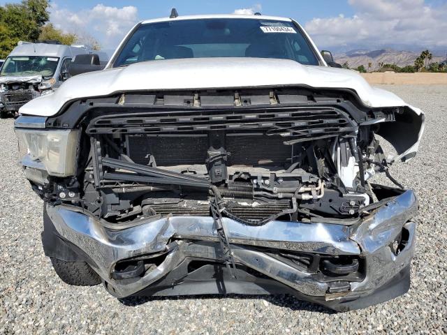 3C6UR5DL1NG123888 - 2022 RAM 2500 BIG HORN/LONE STAR WHITE photo 5