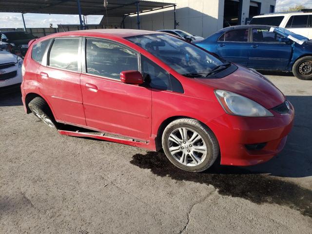 JHMGE8H53BS003446 - 2011 HONDA FIT SPORT RED photo 4