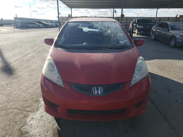 JHMGE8H53BS003446 - 2011 HONDA FIT SPORT RED photo 5