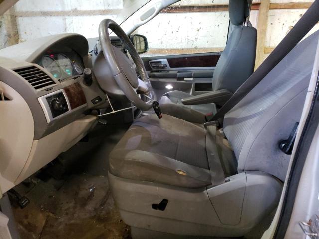 2A4RR5D10AR494259 - 2010 CHRYSLER TOWN & COU TOURING SILVER photo 7