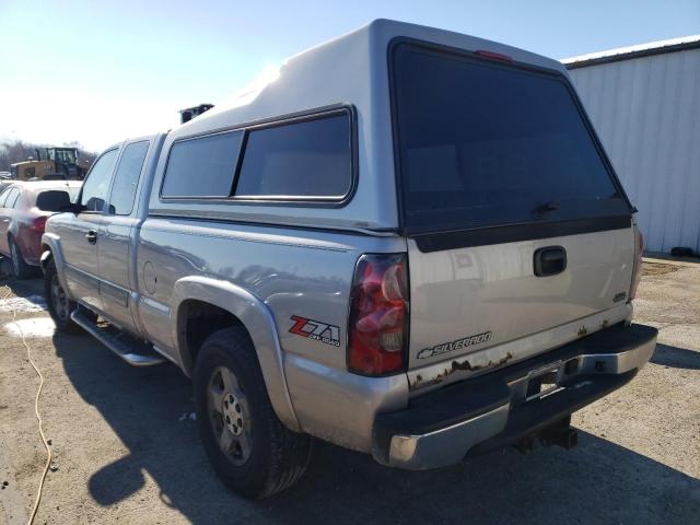 2GCEK19Z071106938 - 2007 CHEVROLET SILVERADO K1500 CLASSIC GRAY photo 2