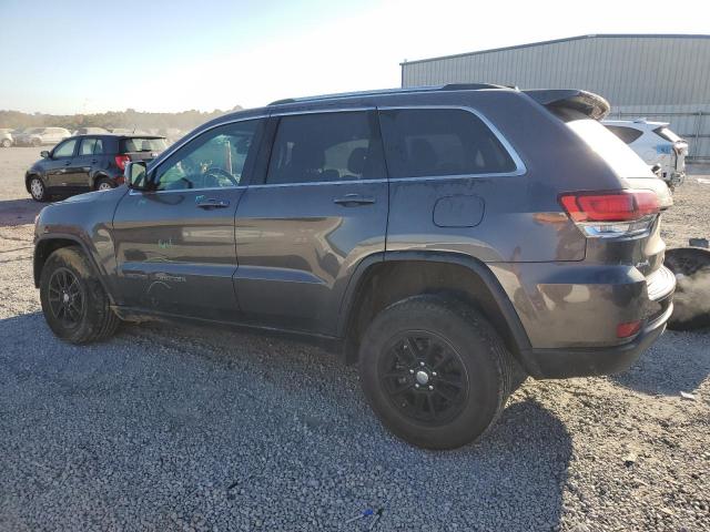 1C4RJFAG7LC293773 - 2020 JEEP GRAND CHER LAREDO GRAY photo 2