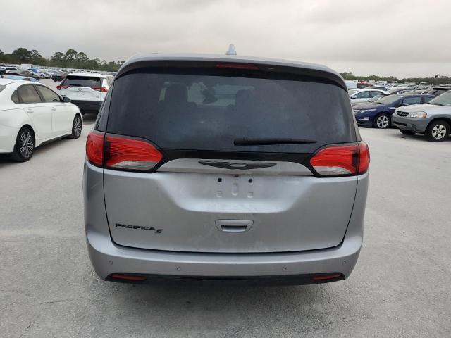 2C4RC1FG6JR228150 - 2018 CHRYSLER PACIFICA TOURING PLUS Gümüş foto 6
