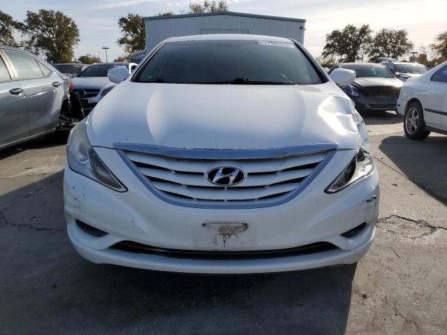 5NPEB4AC4BH051507 - 2011 HYUNDAI SONATA GLS WHITE photo 5