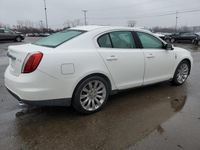 1LNHL9DR5AG602758 - 2010 LINCOLN MKS WHITE photo 3