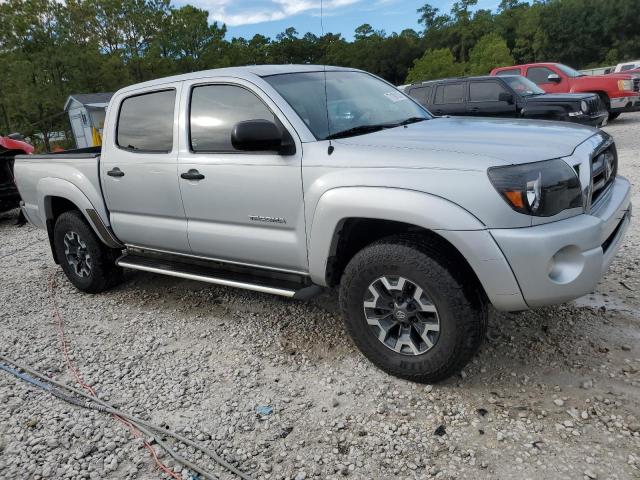 3TMJU62N09M075490 - 2009 TOYOTA TACOMA DOUBLE CAB PRERUNNER SILVER photo 4