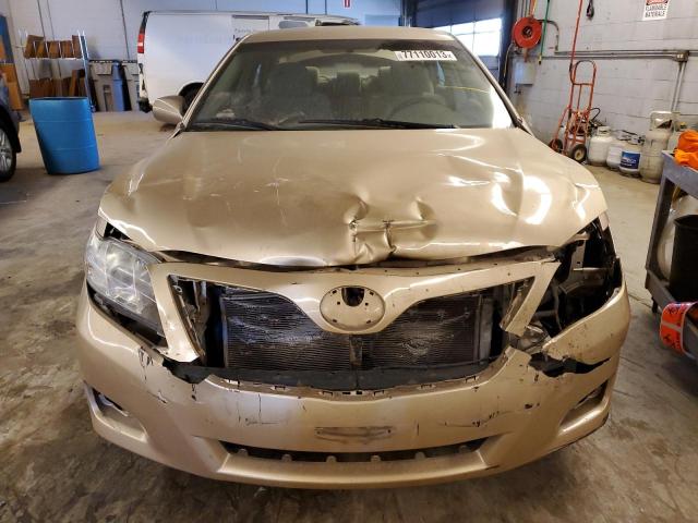 4T4BF3EK4BR151519 - 2011 TOYOTA CAMRY BASE GOLD photo 5