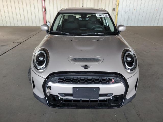 WMW53DK06R2V00535 - 2024 MINI COOPER S GRAY photo 5