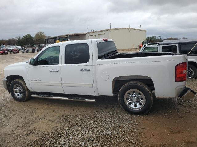 3GCPCREA3BG231906 - 2011 CHEVROLET SILVERADO C1500  LS WHITE photo 2