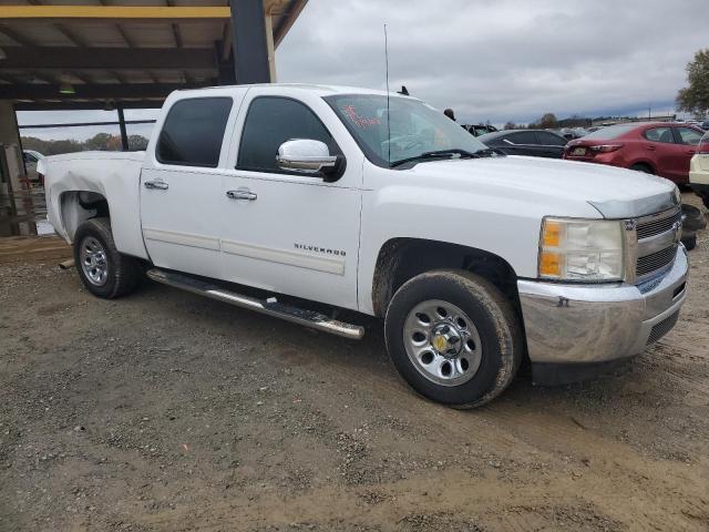 3GCPCREA3BG231906 - 2011 CHEVROLET SILVERADO C1500  LS WHITE photo 4