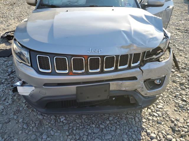 3C4NJDBB2KT741829 - 2019 JEEP COMPASS LATITUDE SILVER photo 12