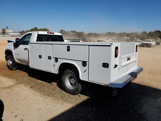 1GB3WRE79RF275564 - 2024 CHEVROLET SILVERADO C3500 WHITE photo 2