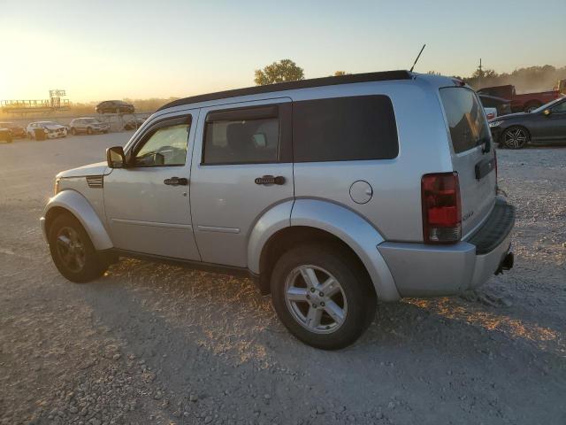 1D8GU28K08W123246 - 2008 DODGE NITRO SXT SILVER photo 2