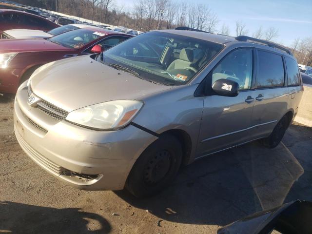 2004 TOYOTA SIENNA CE, 