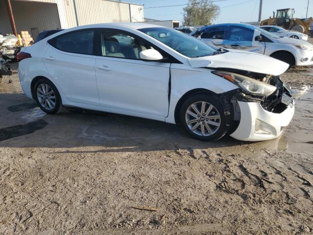 5NPDH4AE5GH656803 - 2016 HYUNDAI ELANTRA SE WHITE photo 4