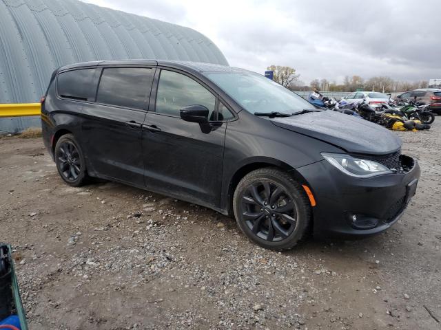 2C4RC1FG5JR272933 - 2018 CHRYSLER PACIFICA TOURING PLUS BLACK photo 4