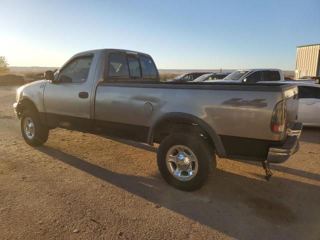 1FTRF18262NB35586 - 2002 FORD F150 TWO TONE photo 2