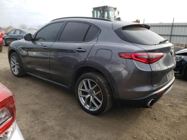 ZASFAKPN6J7C04001 - 2018 ALFA ROMEO STELVIO SPORT رمادي صورة 2