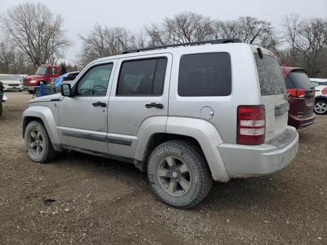 1J8GN28K78W253383 - 2008 JEEP LIBERTY SPORT SILVER photo 2