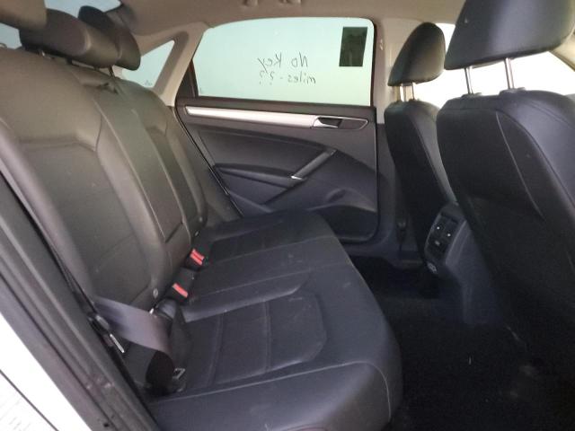 1VWLA7A37KC013984 - 2019 VOLKSWAGEN PASSAT WOLFSBURG WHITE photo 10