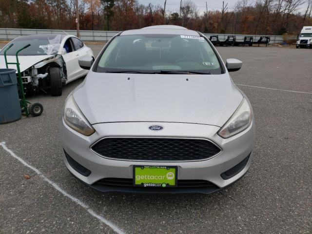 1FADP3F20JL316639 - 2018 FORD FOCUS SE SILVER photo 5