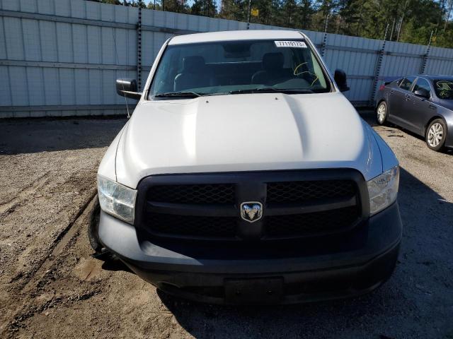 3C6JR7DGXJG243023 - 2018 RAM 1500 ST WHITE photo 5