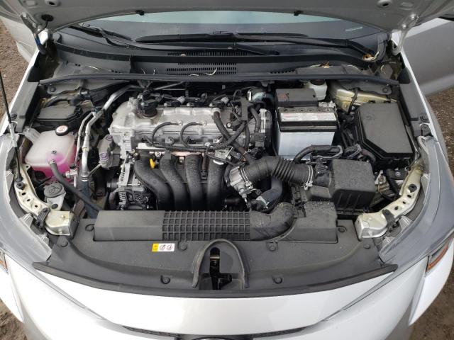 5YFBPMBE4MP147051 - 2021 TOYOTA COROLLA LE SILVER photo 11