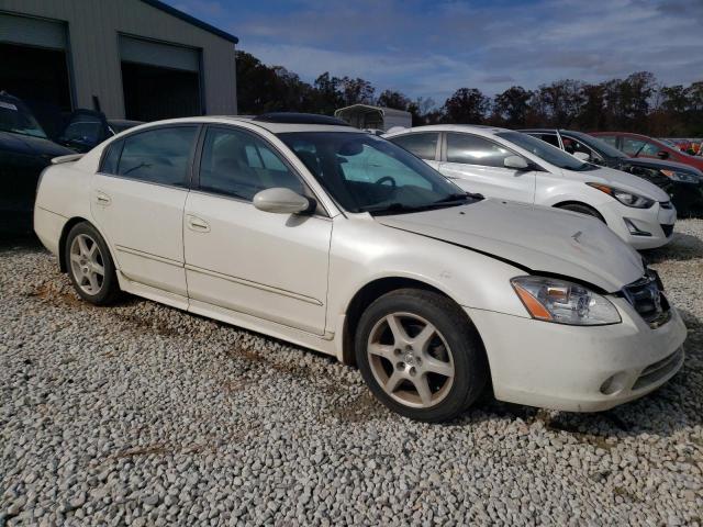 1N4BL11D63C332508 - 2003 NISSAN ALTIMA SE WHITE photo 4