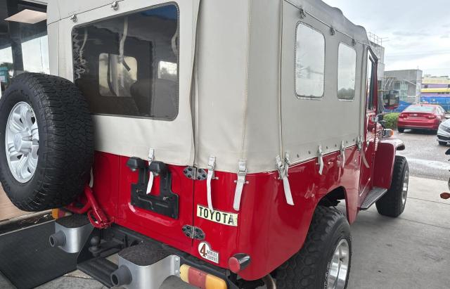 FJ43104542 - 1981 TOYOTA FJ40 RED photo 4