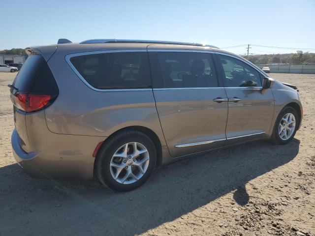 2C4RC1EG4JR111197 - 2018 CHRYSLER PACIFICA TOURING L PLUS GRAY photo 3