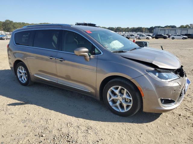 2C4RC1EG4JR111197 - 2018 CHRYSLER PACIFICA TOURING L PLUS GRAY photo 4