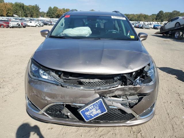 2C4RC1EG4JR111197 - 2018 CHRYSLER PACIFICA TOURING L PLUS GRAY photo 5