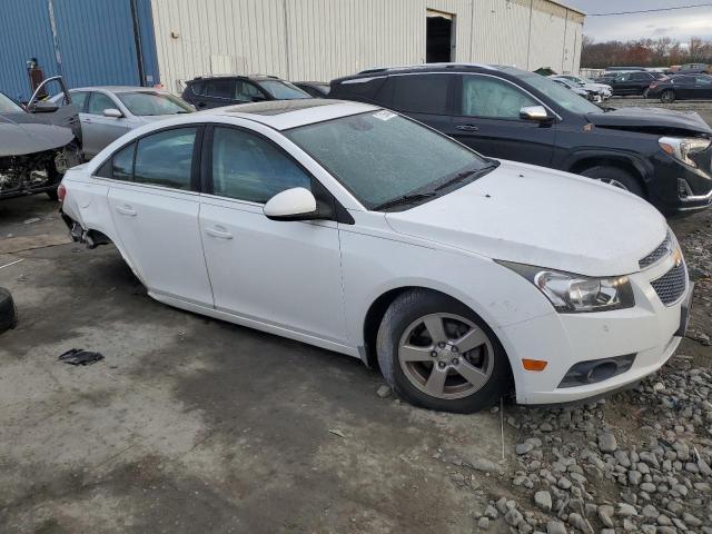 1G1PC5SB2E7422957 - 2014 CHEVROLET CRUZE LT WHITE photo 4