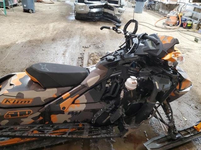 2BPSTHLD5LV000669 - 2020 SKI DOO SUMMIT ORANGE photo 5