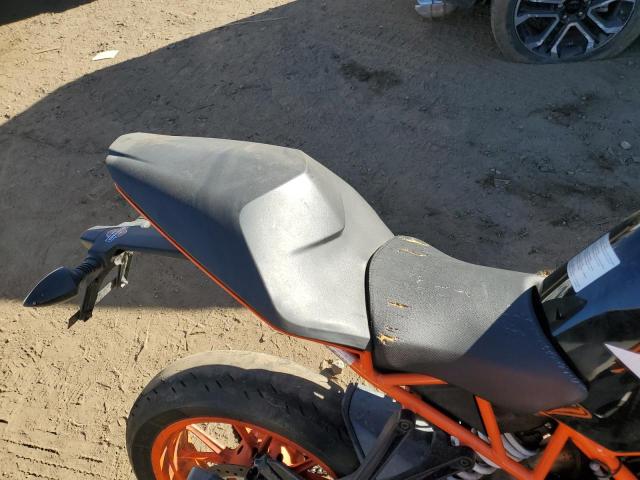 MD2JYJ407HC273910 - 2017 KTM 390 DUKE TWO TONE photo 6