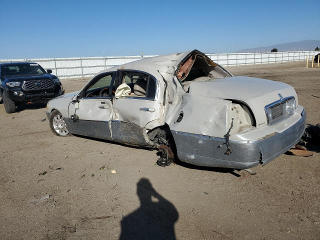 1LNHM82W46Y605426 - 2006 LINCOLN TOWN CAR SIGNATURE LIMITED SILVER photo 2