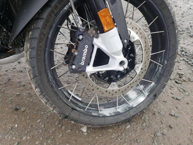 WB10M1307P6G34709 - 2023 BMW R 1250 GS ADVENTURE SILVER photo 9