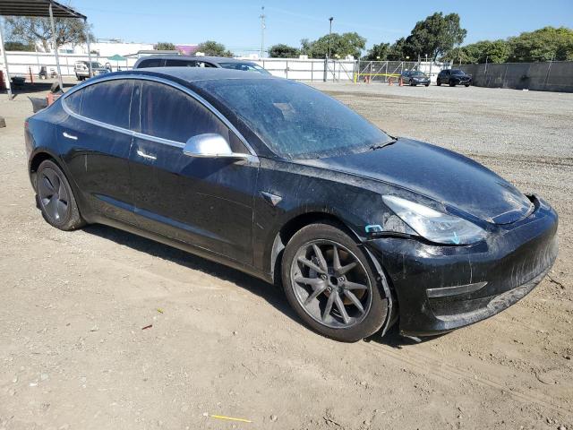 5YJ3E1EA1JF057199 - 2018 TESLA MODEL 3 BLACK photo 4