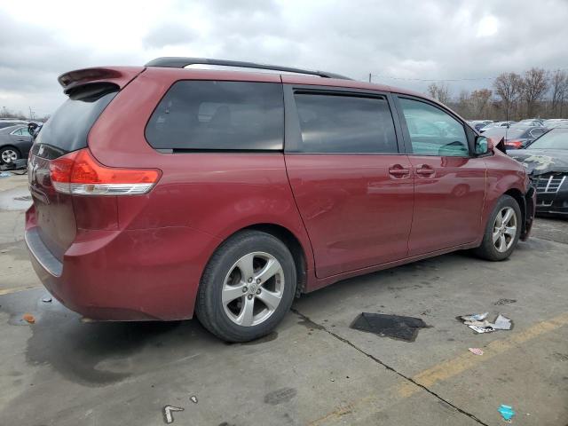 5TDKK3DC2DS365226 - 2013 TOYOTA SIENNA LE BURGUNDY photo 3