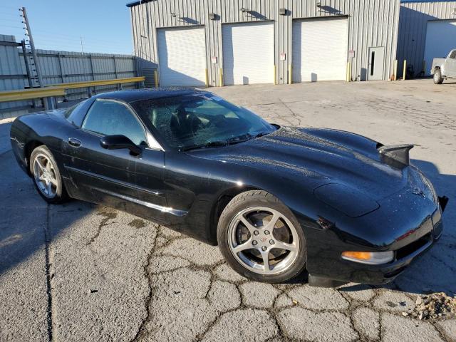 1G1YY22G315124911 - 2001 CHEVROLET CORVETTE BLACK photo 4