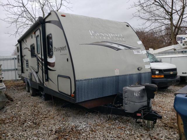 4YDT29229GK412343 - 2016 KEYSTONE TRVL TRL TWO TONE photo 1