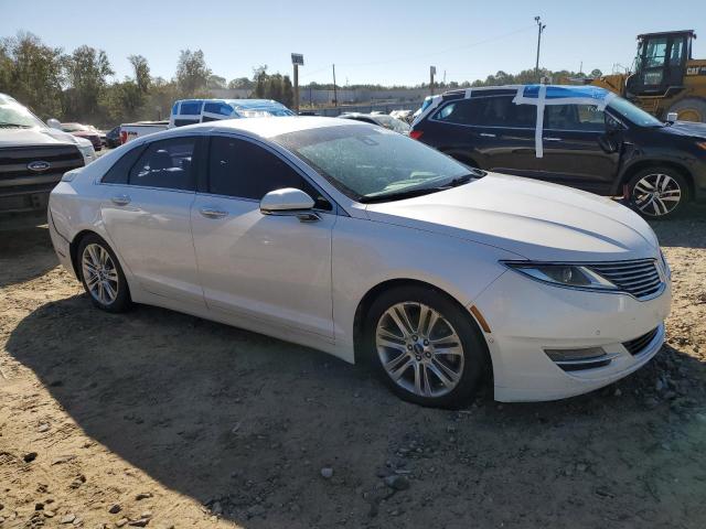 3LN6L2GK3FR628434 - 2015 LINCOLN MKZ WHITE photo 4