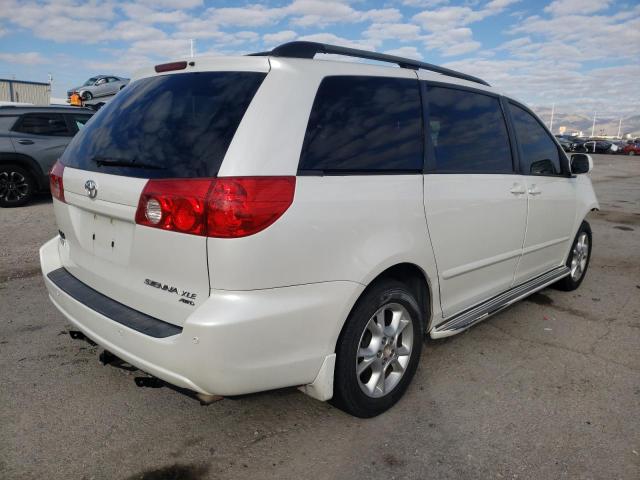 5TDBA22C66S071671 - 2006 TOYOTA SIENNA XLE WHITE photo 3