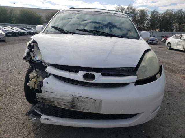 5TDBA22C66S071671 - 2006 TOYOTA SIENNA XLE WHITE photo 5