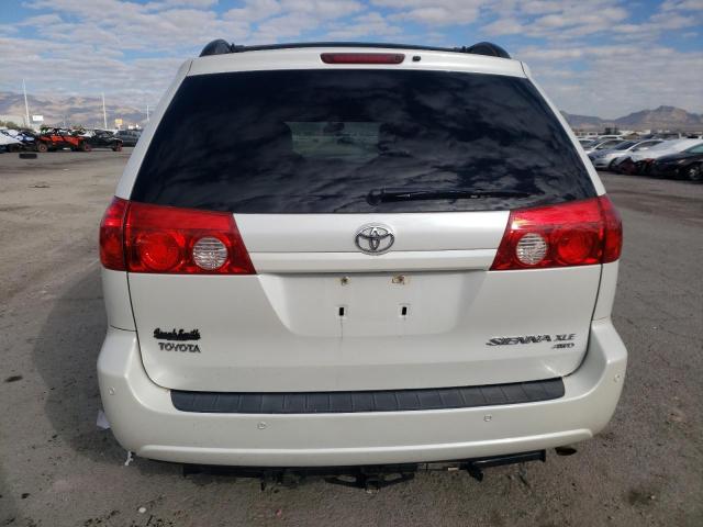 5TDBA22C66S071671 - 2006 TOYOTA SIENNA XLE WHITE photo 6