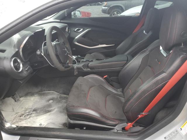1G1FK1R66J0142655 - 2018 CHEVROLET CAMARO ZL1 银色 照片 7