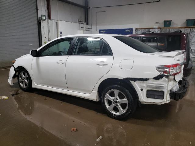 2T1BU4EE1BC698961 - 2011 TOYOTA COROLLA BASE WHITE photo 2